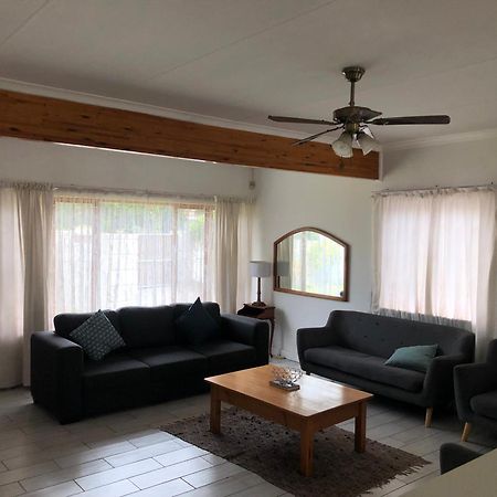 Danville Forest Guest House & Apartments Durban Esterno foto