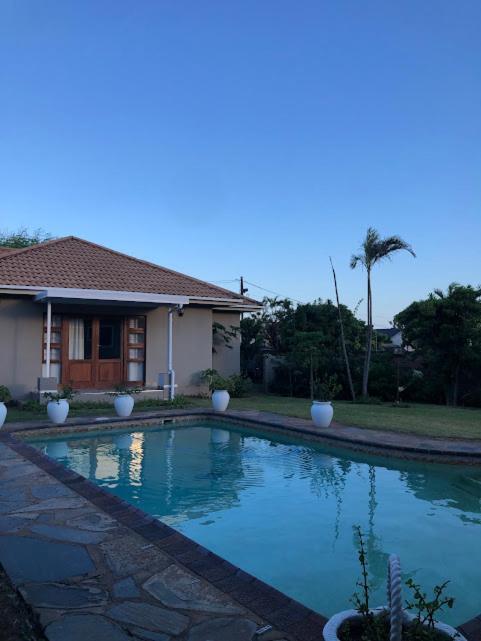 Danville Forest Guest House & Apartments Durban Esterno foto