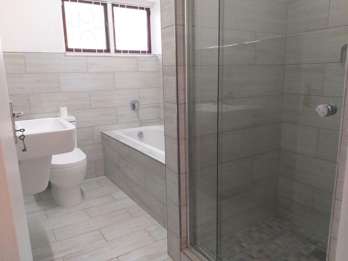 Danville Forest Guest House & Apartments Durban Esterno foto